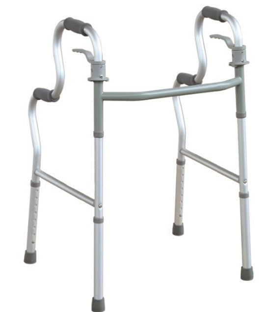 Cadru de mers cu doua perechi de manere