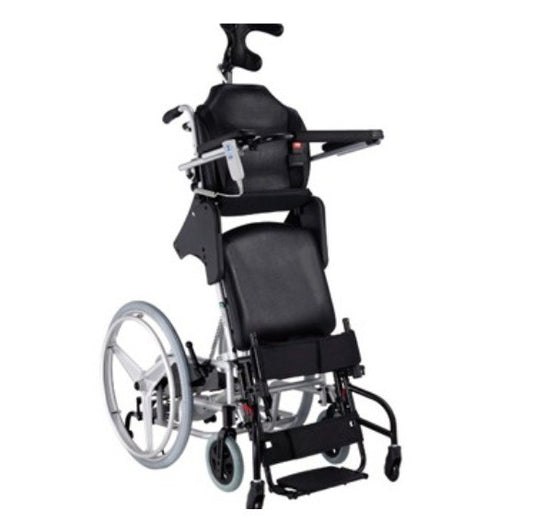 Fotoliu rulant cu antrenare manuala si ridicare la verticala