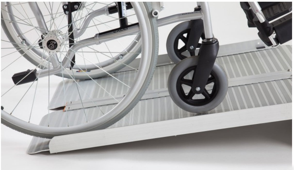 Rampa pentru fotoliu rulant